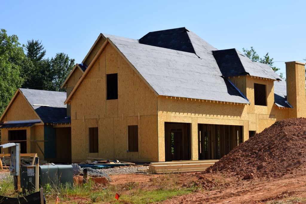 Charpente et ossature en bois d’une maison